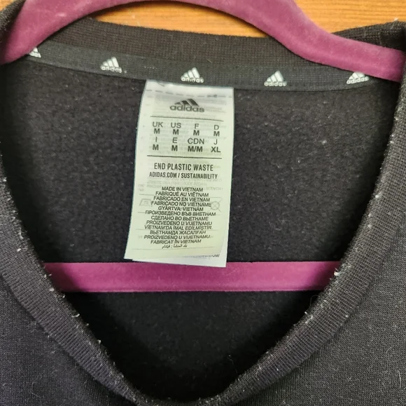 Sweatshirt - Picture 2 of 2